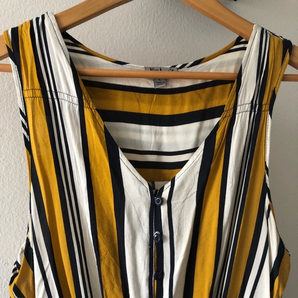 Yellow striped bodysuit - Picture 4 of 4